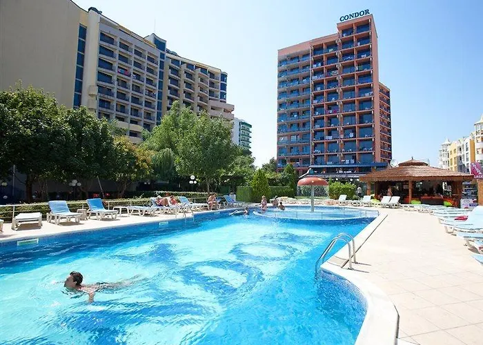 Отель Condor 4*