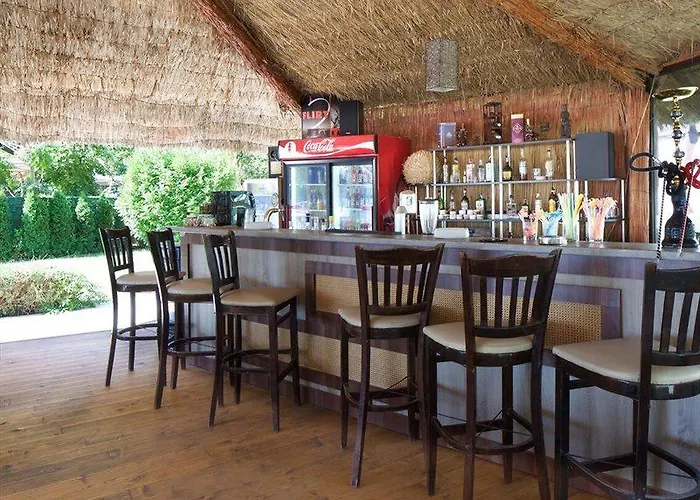 Отель Condor 4*